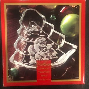 Gorham holiday treat dish